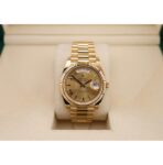 Rolex Day-Date 40 Yellow Gold Champagne Roman Dial & Fluted Bezel President Bracelet 228238 - - 图片 2
