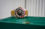 Rolex GMT-Master II 116758SARU 18K Yellow Gold Black Dial - 图片 5