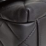 CHANEL Pearl Logo Lambskin Flap Bag - Black - 图片 9