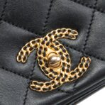 CHANEL On And On Flap Bag - Black - 图片 14