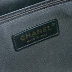 CHANEL On And On Flap Bag - Black - 图片 16