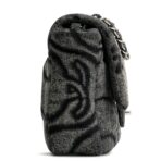 CHANEL CC Denim Wave Flap Bag - Gray - 图片 5