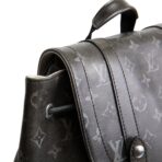 LOUIS VUITTON Christopher MM Brushed Monogram Eclipse Cowhide Backpack - 图片 12