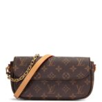 LOUIS VUITTON Monogram Ivy Wallet on Chain