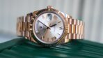 Rolex 228235 Day-Date Sundust Roman 40mm Everose Gold - 图片 4