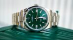 Rolex Oyster Perpetual 124300-0005 – Green Dial with Smooth Bezel and Stainless Steel Oyster Bracelet - 图片 3