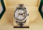 Rolex Day-Date 41mm White Gold Silver Diamond Dial & Fluted Bezel Oyster Bracelet 218239 - 图片 2